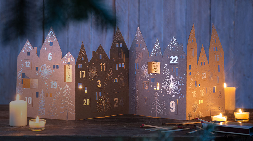 Beleuchteter Adventskalender aus Papier